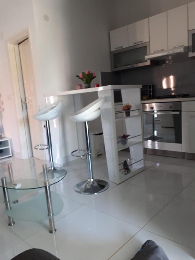 Apartmani Plesa Vir Exteriör bild